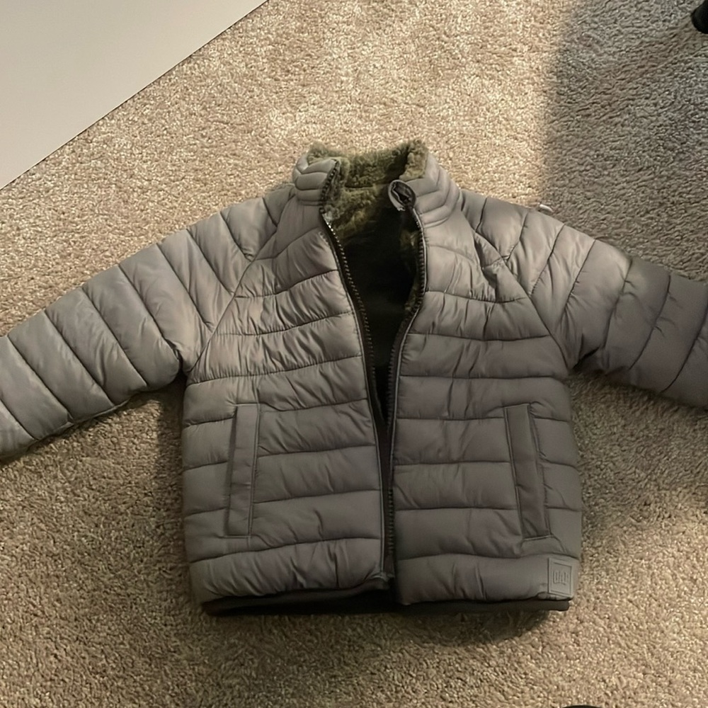Gap boy double sided jacket size 2T